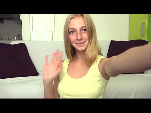 ❤️ Quando sono annoiata mi masturbo pigramente la mia figa rosa ❤️ Solo porno al it.sexeey.ru ❌